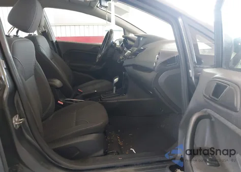 2019 Ford Fiesta Se z USA, uszkodzony, nr VIN 3FADP4BJ6KM138691